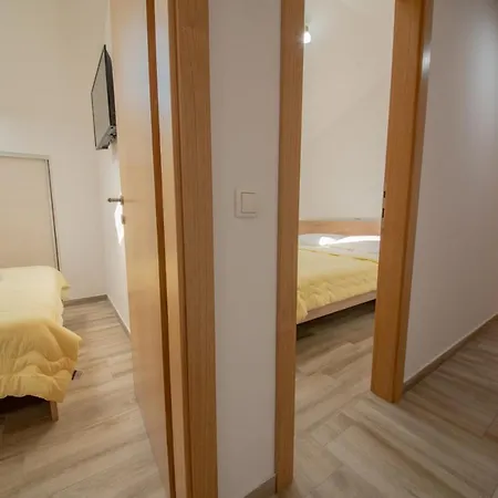 Apartament Eva